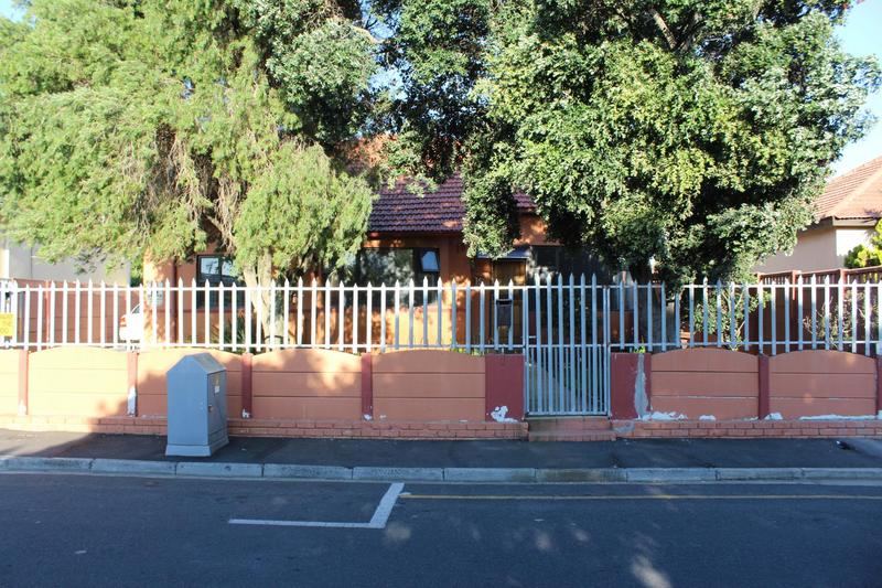 6 Bedroom Property for Sale in Glen Lilly Western Cape